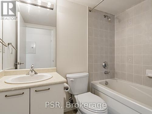 202 - 22 Wellesley Street E, Toronto, ON - Indoor Photo Showing Bathroom
