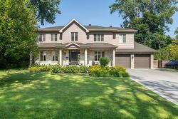 69 Av. Kirkwood  Beaconsfield, QC H9W 5L3