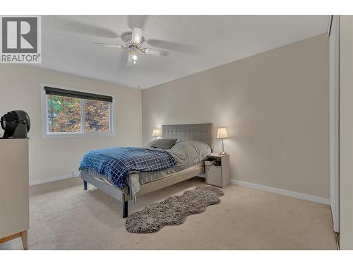 110 Skaha Place Unit# 310, Penticton, BC - Indoor Photo Showing Bedroom