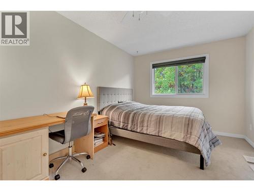 110 Skaha Place Unit# 310, Penticton, BC - Indoor Photo Showing Bedroom