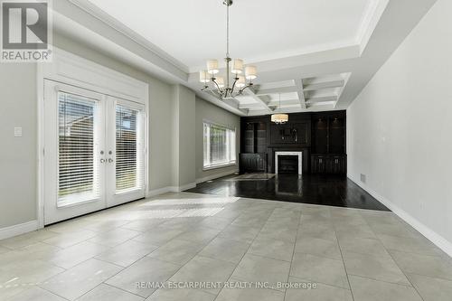 43 Riesling Court, Hamilton, ON - Indoor Photo Showing Other Room