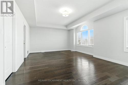 43 Riesling Court, Hamilton, ON - Indoor Photo Showing Other Room