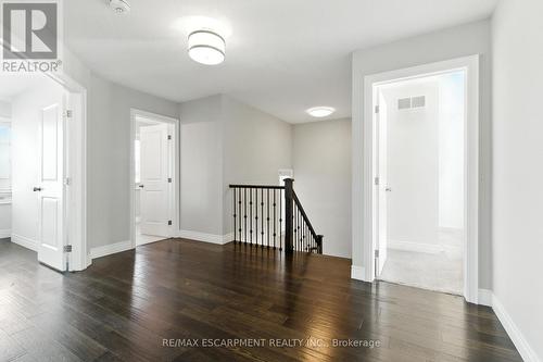 43 Riesling Court, Hamilton, ON - Indoor Photo Showing Other Room