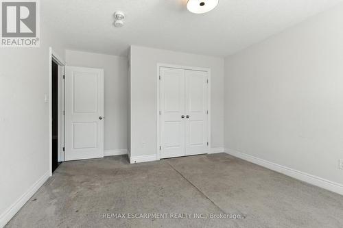 43 Riesling Court, Hamilton, ON - Indoor Photo Showing Other Room