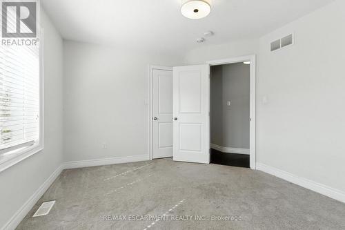 43 Riesling Court, Hamilton, ON - Indoor Photo Showing Other Room