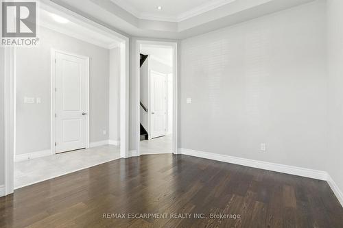 43 Riesling Court, Hamilton, ON - Indoor Photo Showing Other Room