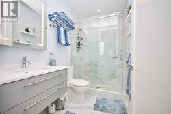 Ensuite bathroom - 