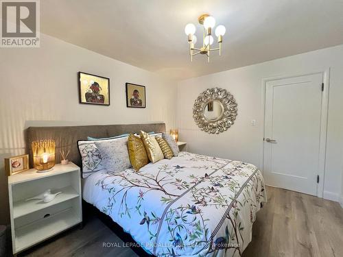178 Burnham Street, Belleville (Belleville Ward), ON - Indoor Photo Showing Bedroom