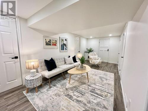 178 Burnham Street, Belleville (Belleville Ward), ON - Indoor Photo Showing Living Room