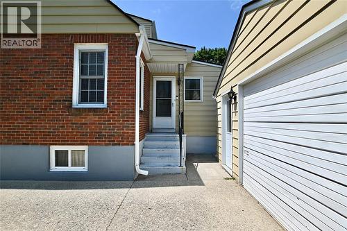 470 Maxwell Street, Sarnia, ON - Outdoor With Exterior