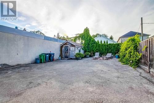 881 Lakeshore Road E, Mississauga, ON 