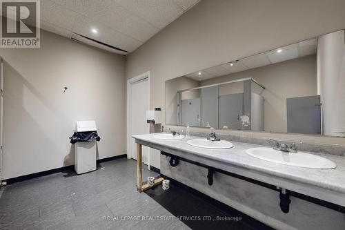 17 Commercial Street, Milton, ON 