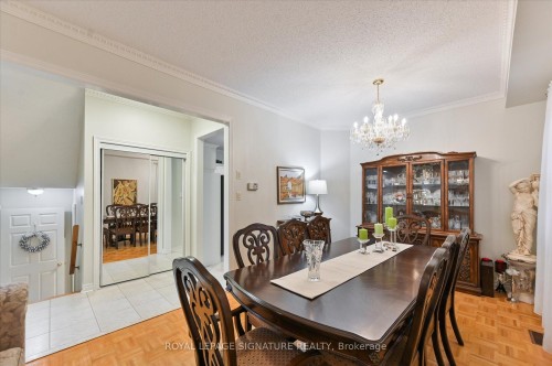 3485 Mcdowell Drive, Mississauga, ON - Indoor Photo Showing Dining Room