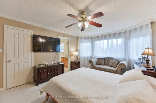 3485 Mcdowell Drive, Mississauga, ON - Indoor Photo Showing Bedroom