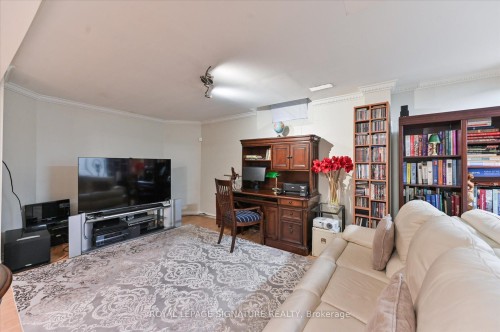 3485 Mcdowell Drive, Mississauga, ON - Indoor Photo Showing Other Room