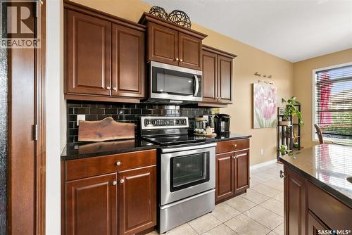 4638 Hames Crescent, Regina, SK - Indoor Photo Showing Kitchen