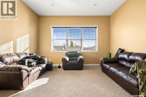 4638 Hames Crescent, Regina, SK - Indoor Photo Showing Living Room