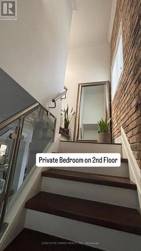 1341 Freeport Drive, Mississauga, ON - Indoor Photo Showing Other Room