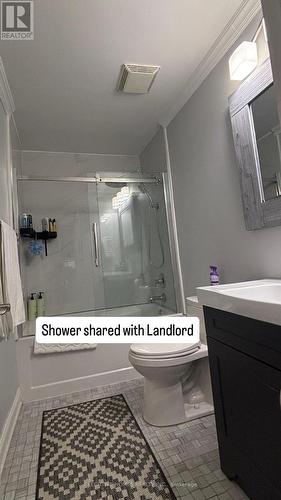 1341 Freeport Drive, Mississauga, ON - Indoor Photo Showing Bathroom