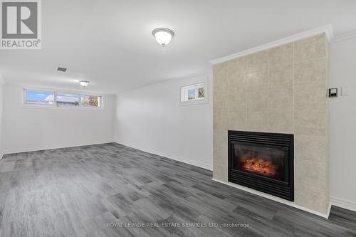 559 East 27Th Street, Hamilton, ON - Indoor With Fireplace