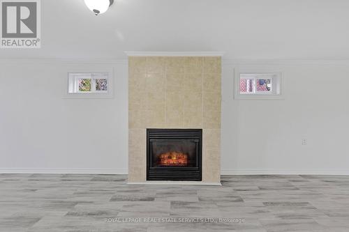 559 East 27Th Street, Hamilton, ON - Indoor With Fireplace