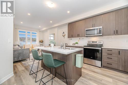 3 - 40 Zinfandel Drive, Hamilton, ON - Indoor Photo Showing Kitchen With Upgraded Kitchen