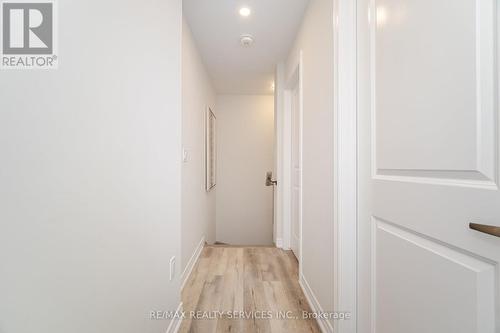 3 - 40 Zinfandel Drive, Hamilton, ON - Indoor Photo Showing Other Room