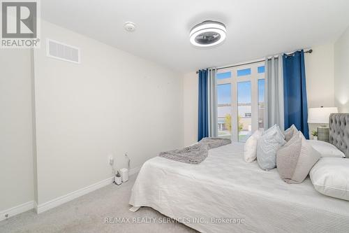 3 - 40 Zinfandel Drive, Hamilton, ON - Indoor Photo Showing Bedroom