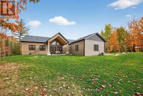 2 Seguin Crescent, Tiny, ON - Outdoor