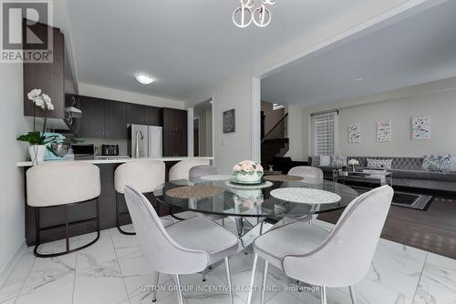 2271 Grainger Loop, Innisfil, ON - Indoor Photo Showing Dining Room