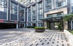 3316 - 9 MABELLE AVENUE  Toronto, ON M9A 0E1