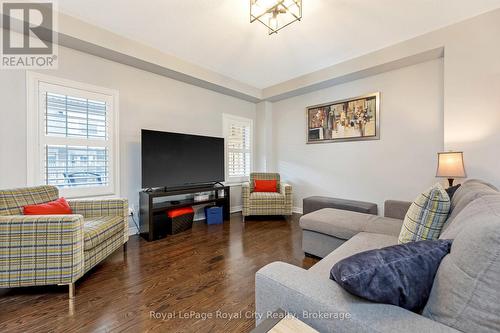 58 Boyces Creek Court, Caledon (Caledon East), ON - Indoor Photo Showing Living Room