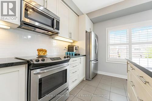 58 Boyces Creek Court, Caledon (Caledon East), ON - Indoor Photo Showing Kitchen