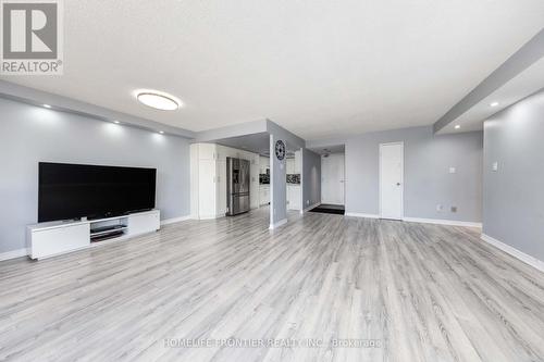 704 - 20 Baif Boulevard, Richmond Hill, ON - Indoor