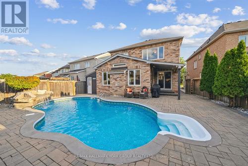 254 Meadowhawk Trail, Bradford West Gwillimbury, ON - Outdoor With In Ground Pool