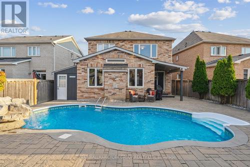 254 Meadowhawk Trail, Bradford West Gwillimbury, ON - Outdoor With In Ground Pool