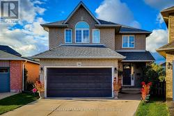 34 MARILYN COURT  Hamilton, ON L9B 2T5