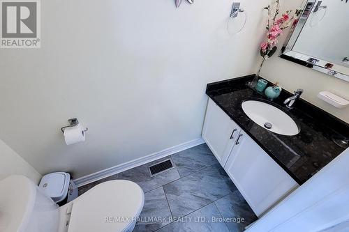 34 Marilyn Court, Hamilton, ON - Indoor Photo Showing Bathroom