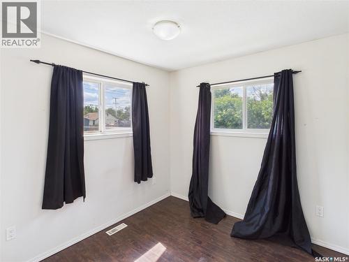 619 7Th Street E, Prince Albert, SK - Indoor