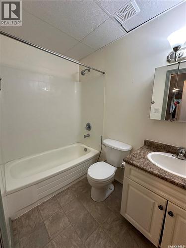 113 3Rd Street E, St. Walburg, SK - Indoor Photo Showing Bathroom