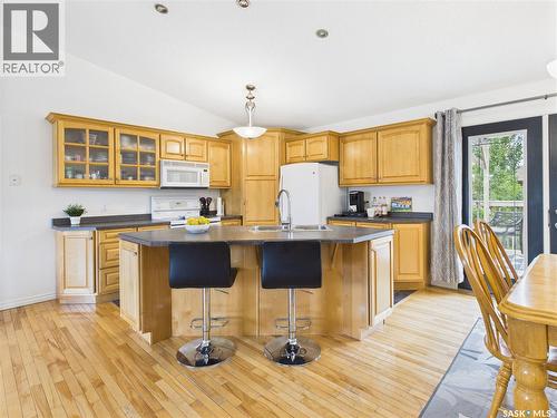 615 Casey Road, Prince Albert, SK - Indoor Photo Showing Kitchen