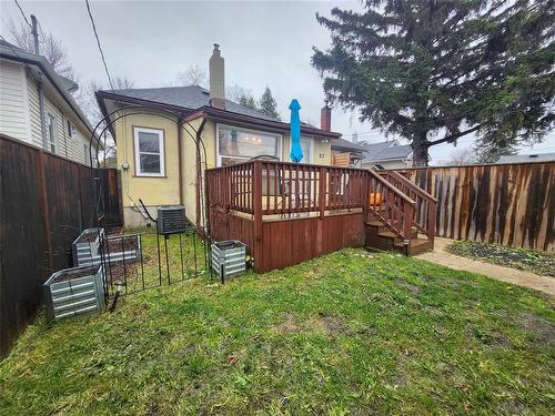 57 Lloyd Street, Winnipeg, MB - Outdoor