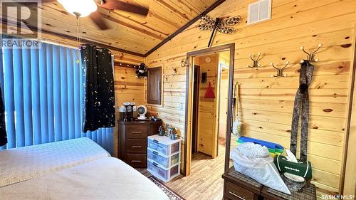 507 Rv Drive, Loreburn Rm No. 254, SK - Indoor Photo Showing Bedroom