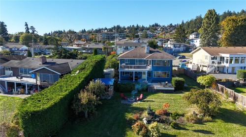 230 Portsmouth Dr, Colwood, BC 