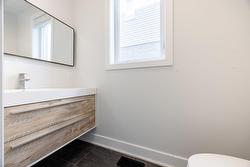 Powder room - 
