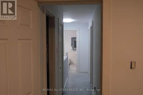 75 Keith Street, Hamilton, ON - Indoor Photo Showing Other Room