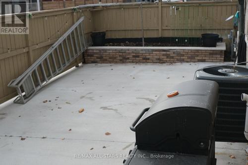 75 Keith Street, Hamilton, ON - Outdoor