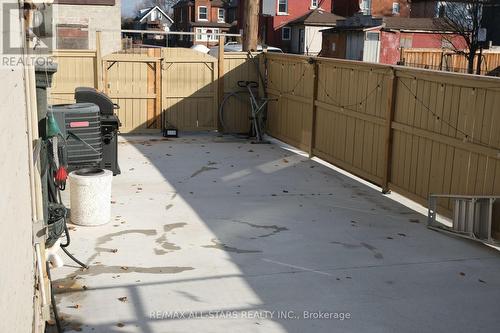 75 Keith Street, Hamilton, ON - Outdoor