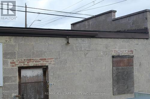 75 Keith Street, Hamilton, ON - Outdoor