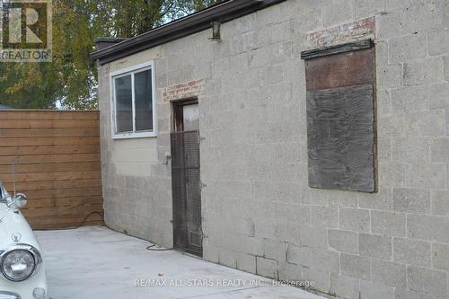 75 Keith Street, Hamilton, ON - Outdoor With Exterior